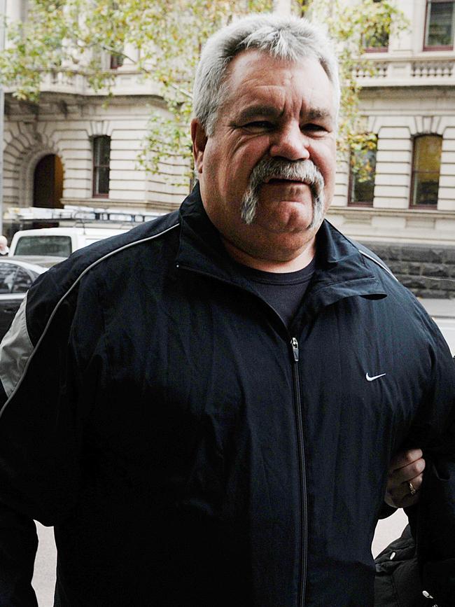 Peter “Skitzo Hewat” outside Melbourne Supreme Court. Picture: Ellen Smith