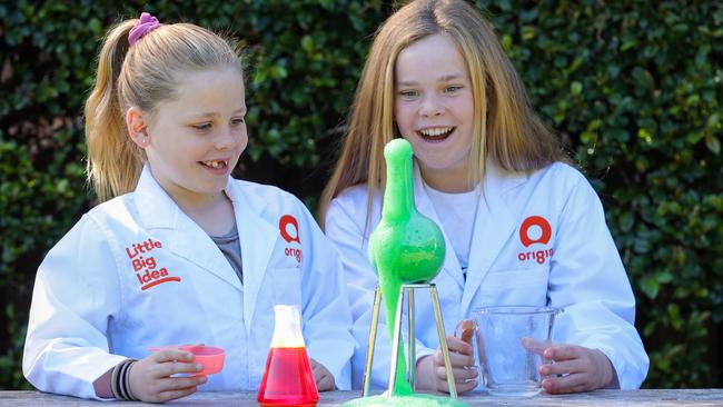 DIY science experiments keeps lockdown learning fun