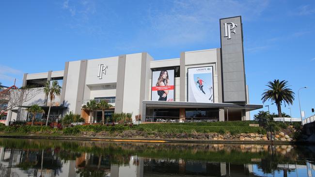 UniSuper and Cbus Property have taken the majority ownership of Pacific Fair in Queensland, and 50 per cent ownership of Macquarie Centre in Sydney.