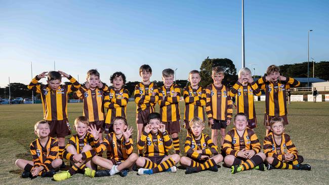 Inverleigh Brumby under-9 football team pull their funniest faces.