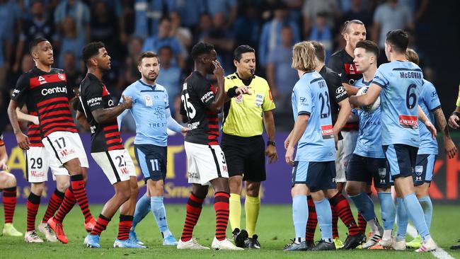 Schwegler got the blood pumping for Western Sydney. Photo: AAP Image/Brendon Thorne