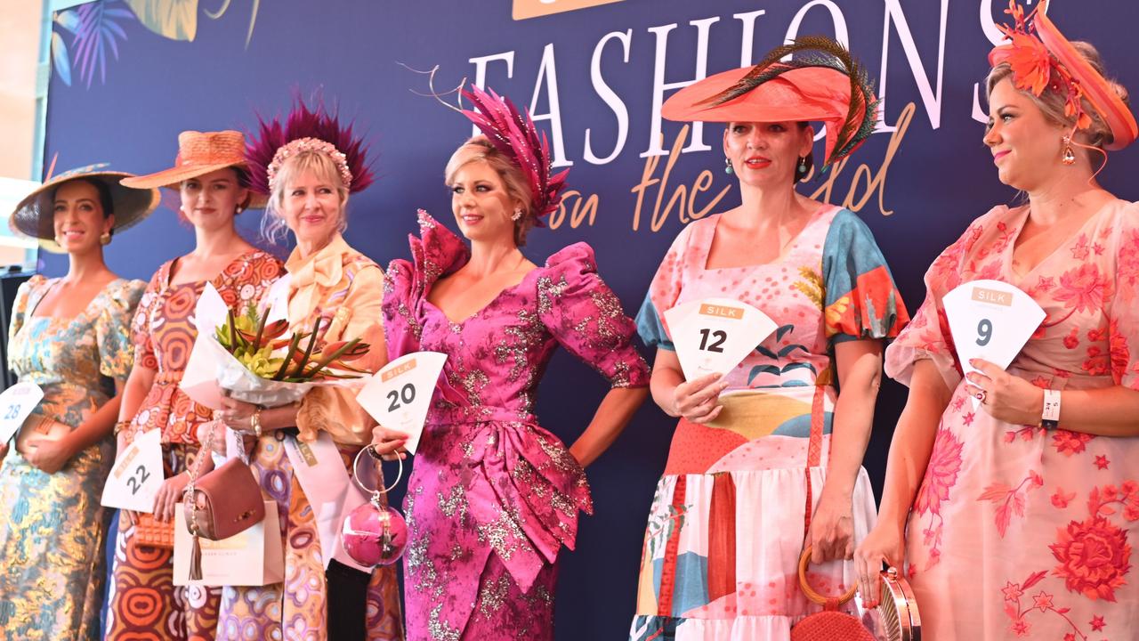 Lily North, Mietta Russell, Marcia Russell, Kimberlee Cockvelm, Samantha Brannelly and Kiri Marschall were finalists in the 2021 Darwin Cup Fashions on the Field competition. Picture: Julianne Osborne