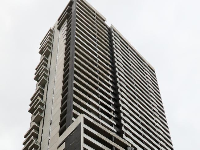 15/07/2019: Neo200 building in Melbourne, which had a fire fuelled by aluminium cladding earlier this year.  Stuart McEvoy/The Australian.