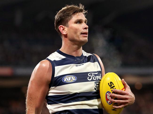 GEELONG, AUSTRALIA - JULY 15: Tom Hawkins of the Cats prepares to kick a goal during the round 18 AFL match between Geelong Cats and Essendon Bombers at GMHBA Stadium, on July 15, 2023, in Geelong, Australia. (Photo by Kelly Defina/Getty Images)