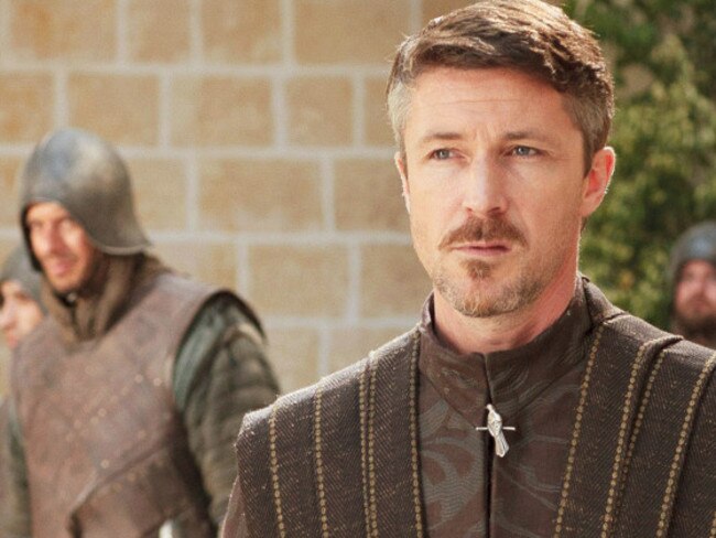 Petyr Baelish (Aidan Gillen).