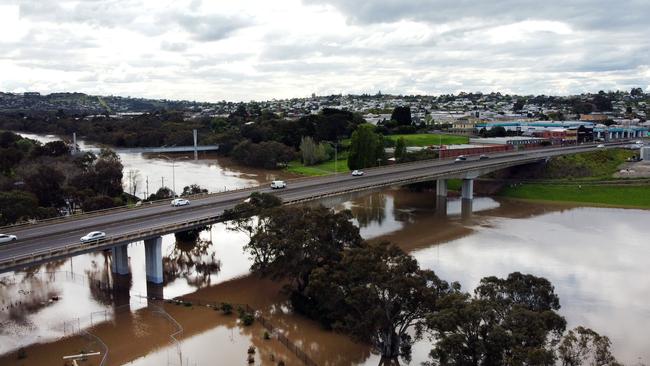 Flood water on the Barwon River Geelong. Picture David Smith.