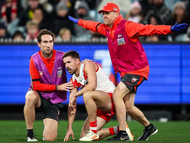 Longmire calls for rethink on an AFL send-off rule