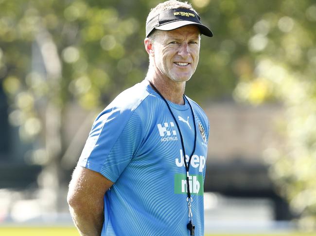 MELBOURNE, AUSTRALIA - JANUARY 11: Richmond senior coach, Damien Hardwick looks on during a Richmond Tigers AFL training session at Punt Road Oval on January 11, 2021 in Melbourne, Australia. (Photo by Darrian Traynor/Getty Images)
