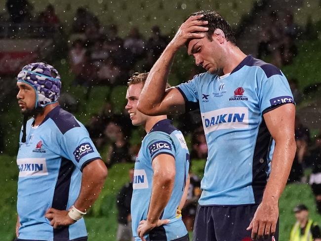 Rob Simmons and Waratahs players look on following a Rebels try during the Round 3 Super Rugby match between the Melbourne Rebels and NSW Waratahs at AAMI Park in Melbourne, Friday, February 14, 2020. (AAP Image/Scott Barbour) NO ARCHIVING, EDITORIAL USE ONLY