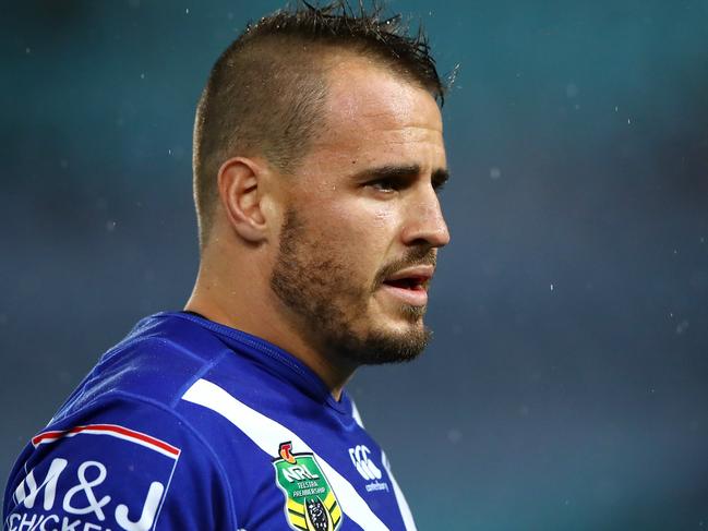 SYDNEY, AUSTRALIA - AUGUST 03: Josh Reynolds of the Bulldogs warms up prior to the round 22 NRL match between the Canterbury Bulldogs and the Parramatta Eels at ANZ Stadium on August 3, 2017 in Sydney, Australia.  (Photo by Cameron Spencer/Getty Images)