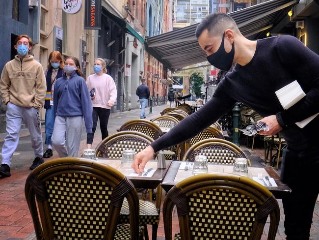 MELBOURNE, AUSTRALIA - NewsWire Photos JUNE 13, 2021: Melburnians are seen preparing for the Sunday trading as Melbourne enters the first weekend out of lockdown .Picture: NCA NewsWire / Luis Ascui