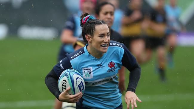 Maya Stewart is a rising star of the game and playing for both the Waratahs and the Wallaroos.