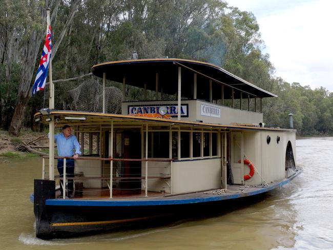 Murray River Charles Wooley Photos. Day 2 WHIP MUST CREDIT Arron Hage