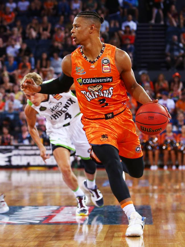 Taipans' Scott Machado in the National Basketball League (NBL) New Year's Eve match between the Cairns Taipans and the South East Melbourne Phoenix, held at the Cairns Convention Centre. PICTURE: BRENDAN RADKE