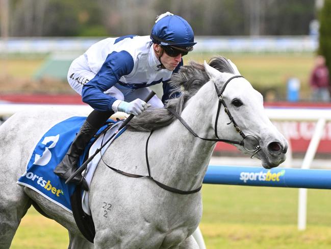 MELBOURNE, AUSTRALIA - MAY 31: Ben Allen riding Salty Pearl  defeats Beau Mertens riding Millennium Blade in Race 1, the Sportsbet More Places Handicap during Melbourne Racing at Caulfield Racecourse on May 31, 2025 in Melbourne, Australia. (Photo by Vince Caligiuri/Getty Images)