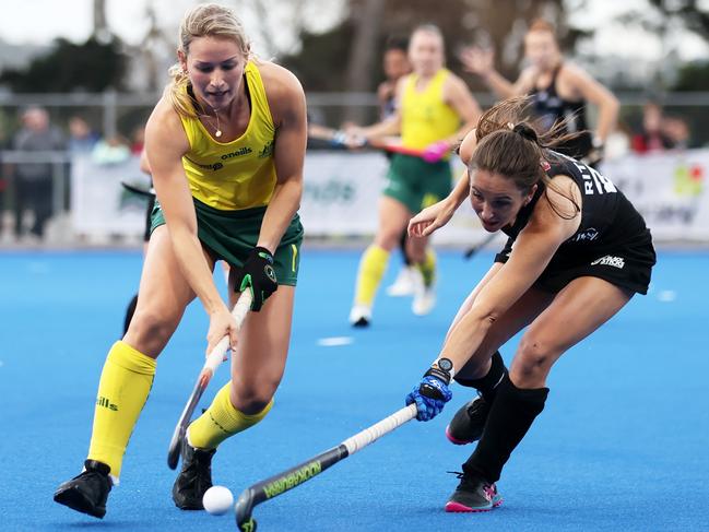 Claire Colwill tried to beat a NZ Black Sticks defender at Auckland in May 2022. Photo: Simon Watts.