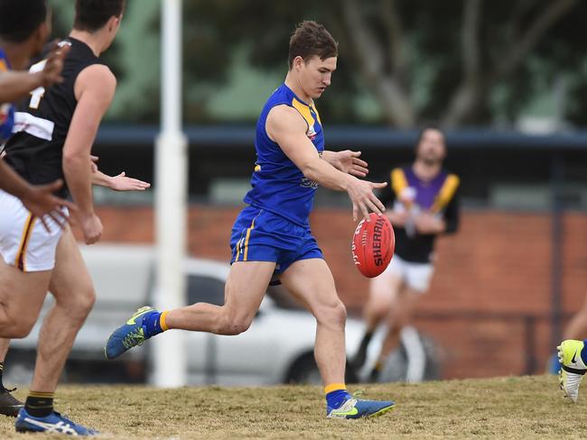 Kyle Martin collects another possession. Picture: Chris Eastman/AAP