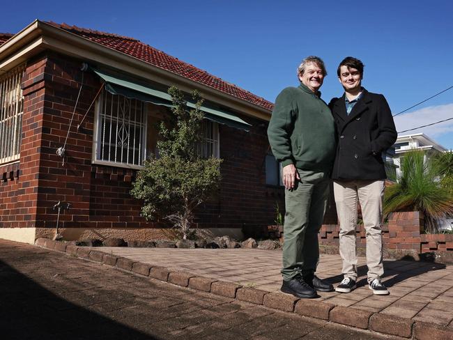 WEEKEND  TELEGRAPH - 18.5.24MUST CHECK WITH PIC EDITOR BEOFRE USE - Auction at 41 Reading Rd, Brighton-Le-Sands. Sold for $1.555m. Winning bidders Peter and Alex Kennedy (father and son). Picture: Sam Ruttyn