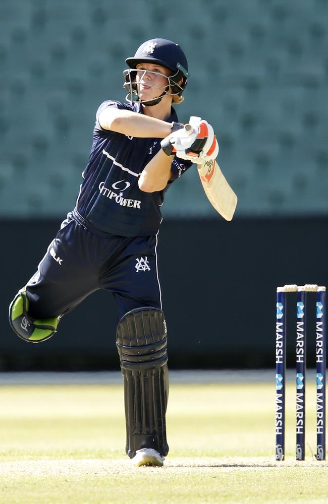 Jake Fraser-McGurk whacks another boundary for Victoria.