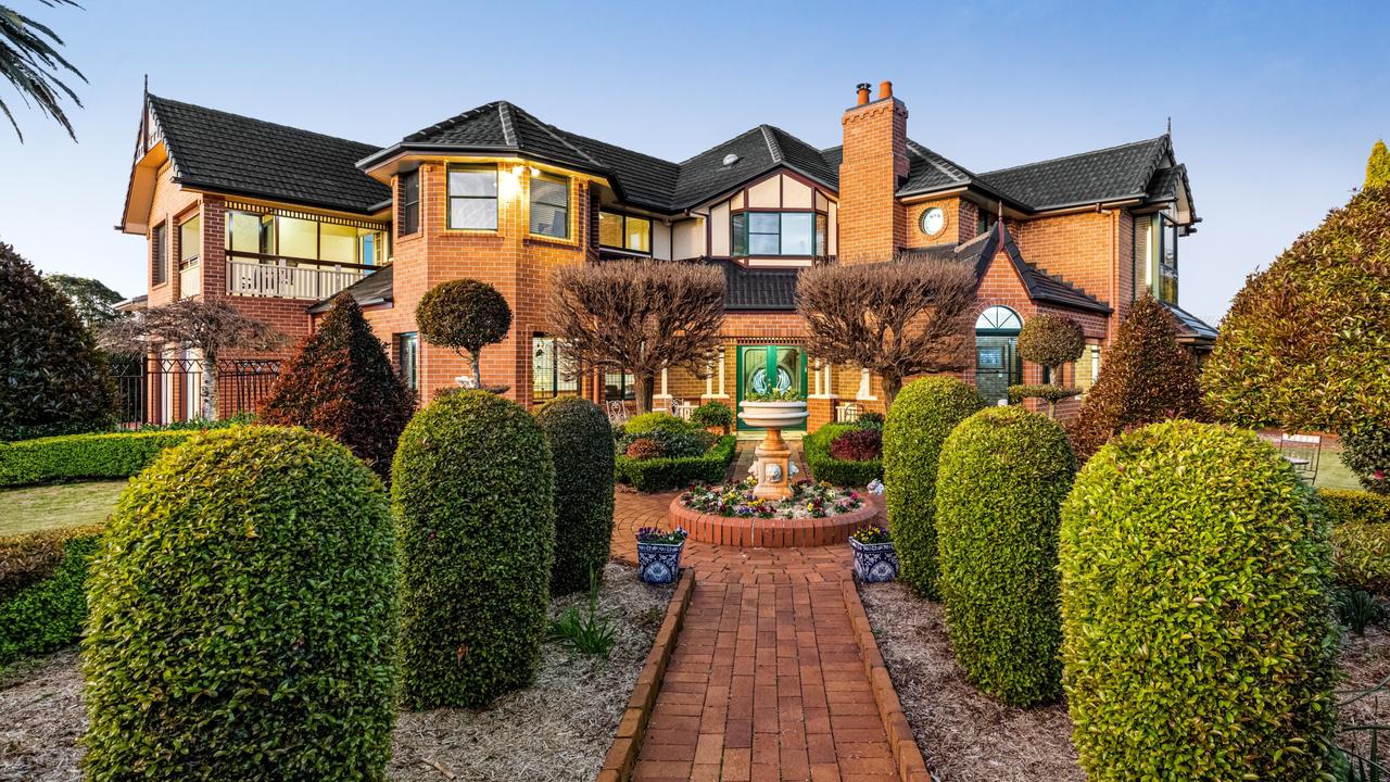 Five-bedroom brick home 'Arabella' is up for sale, and is expected to double in price from its sale 10 years ago. Monday, July 18, 2022. Picture: NGU Real Estate.