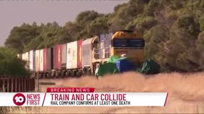 Two dead after freight train hits car in Mallala, South Australia (Ten)