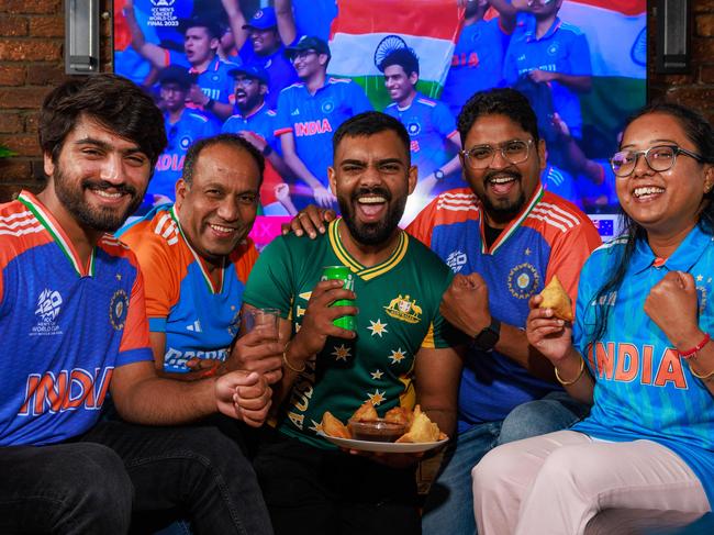 Weekend Telegraph. 21, November, 2024. (Story – Indian and Aus cricket fans) Muhammad Saad Zafar, Kuldeep Jain, Umesh Samarasekera, Nishant Gupta, and Bhawna Gupta, at home in Seven Hills, today. Picture: Justin Lloyd.