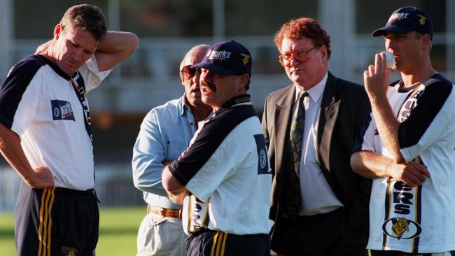 Geoff Tamblyn (second right) with (from left) Dean Jones, Victorian selector John Grant, coach John Scholes and Shane Warne in 1996.