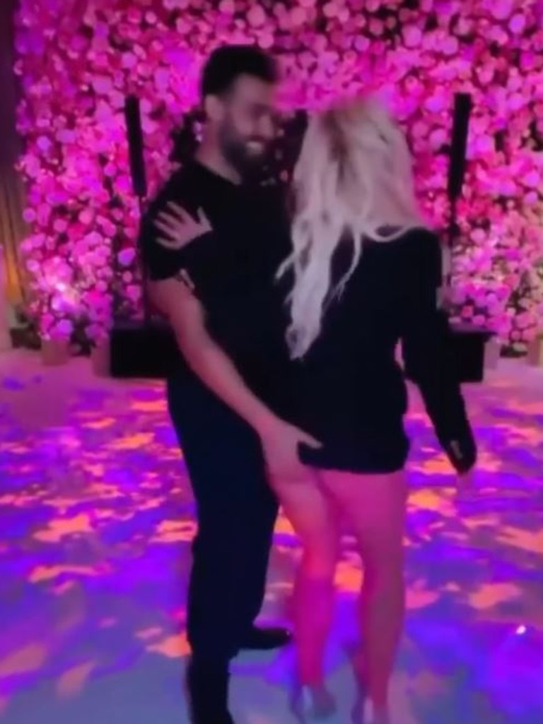 Britney Spears danced in 'diamond thong' on wedding day, video