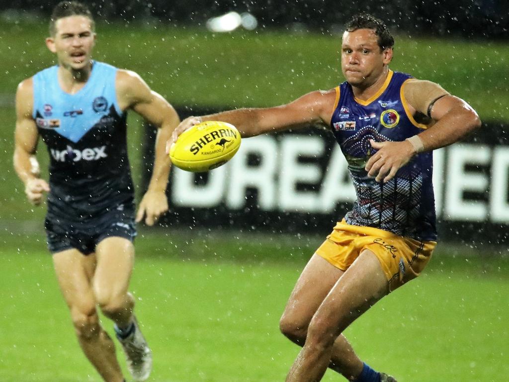 Steven Motlop kicked four goals in Round 1 against Darwin Buffaloes. Picture: Roz Lavercombe / AFLNT Media.