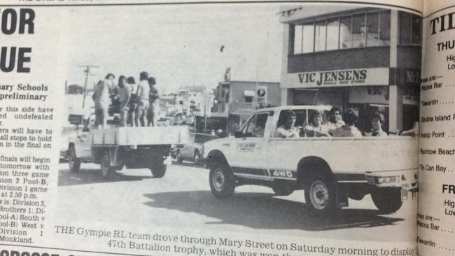 Gympie Rugby League team driving down Mary Street in August 6, 1981.