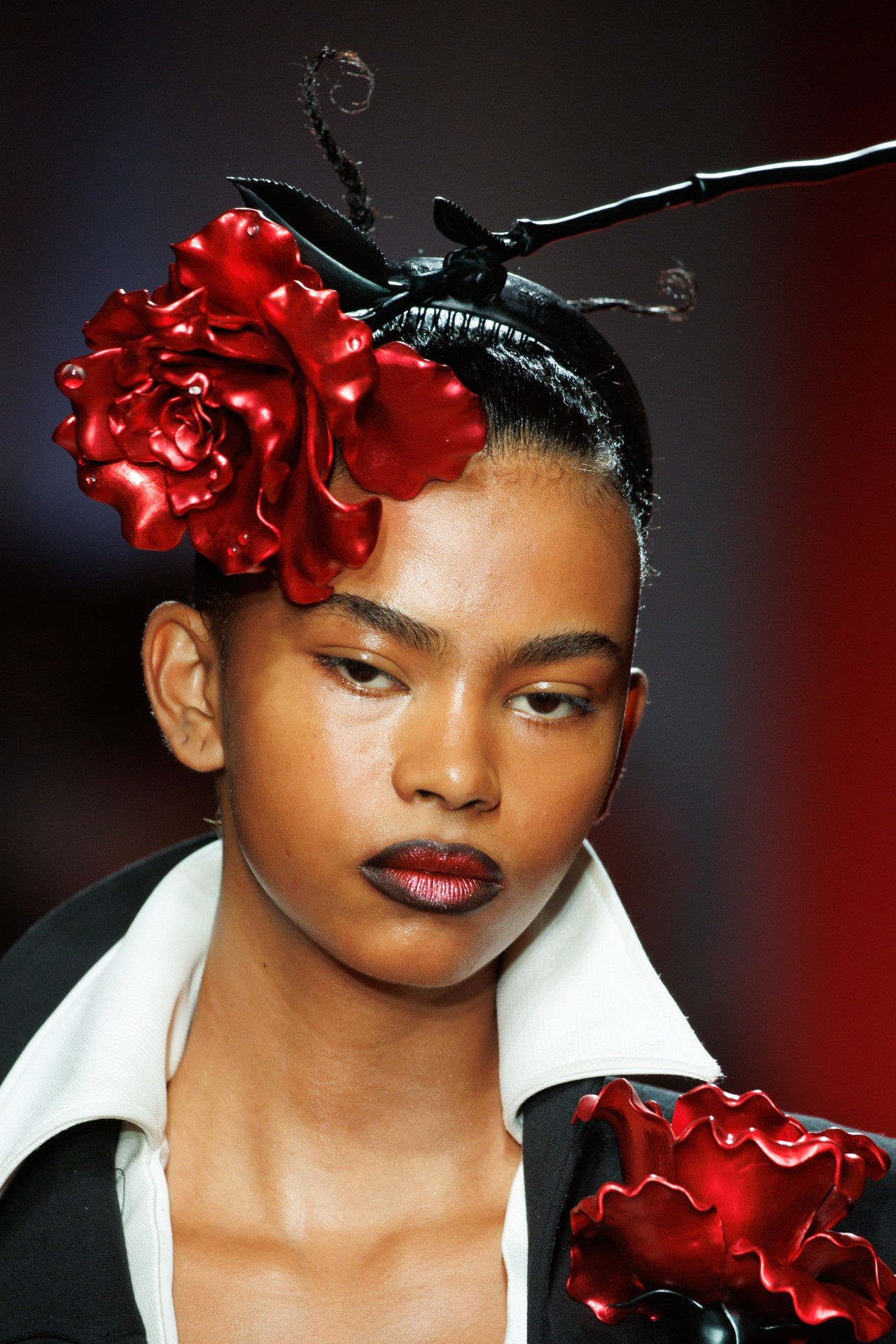 The Best Beauty Looks From Haute Couture Spring Summer 2024 The Mercury   3f9fc961756176b0fde55cf85b632bf8