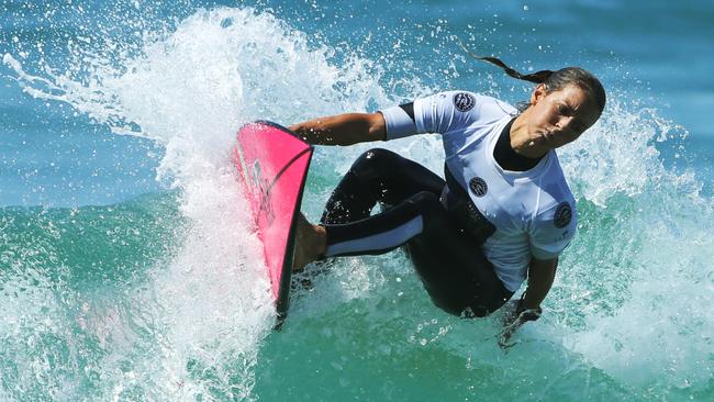 Sally Fitzgibbons finished second in her heat behind Bronte Macauley.