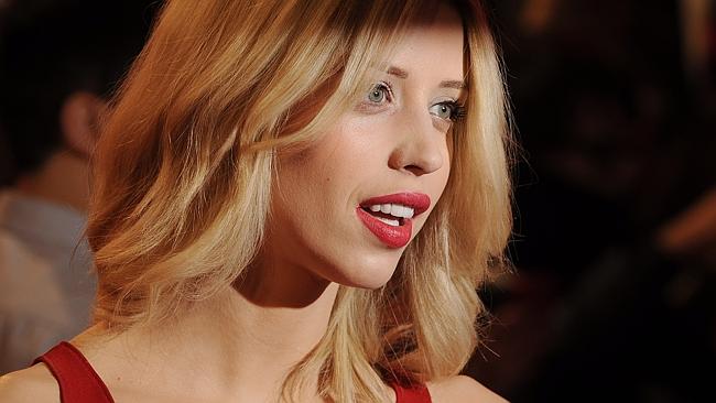 Peaches Geldof: Writer and TV presenter dies aged 25 - BBC News