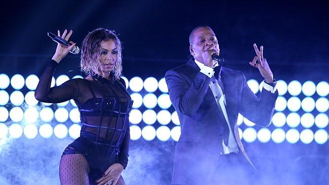 Miss any of Bey's smoking Grammys performance? Don't worry - just head over to hr Instagram.