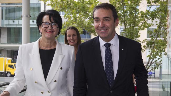 South Australian Opposition Leader Steven Marshall (right) and South Australian Deputy Leader of the Opposition Vickie Chapman. Picture: AAP Image/Ben Macmahon