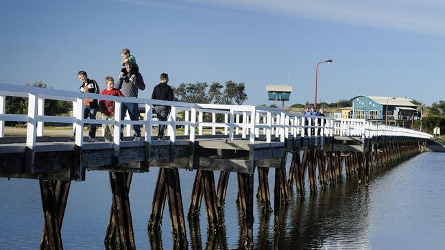 Towns such as Lakes Entrance are open for business.