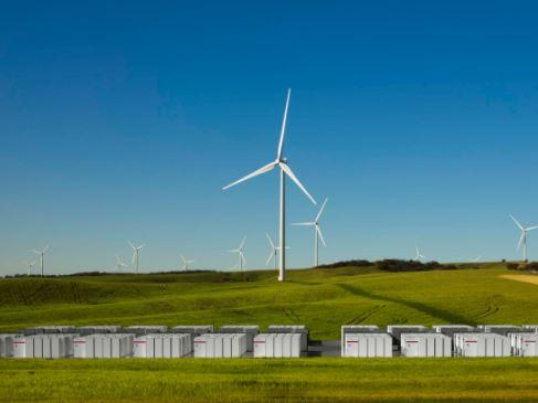 Tesla farm artis impression battery