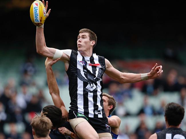 Mason Cox in the ruck for Collingwood. Picture: Michael Klein.