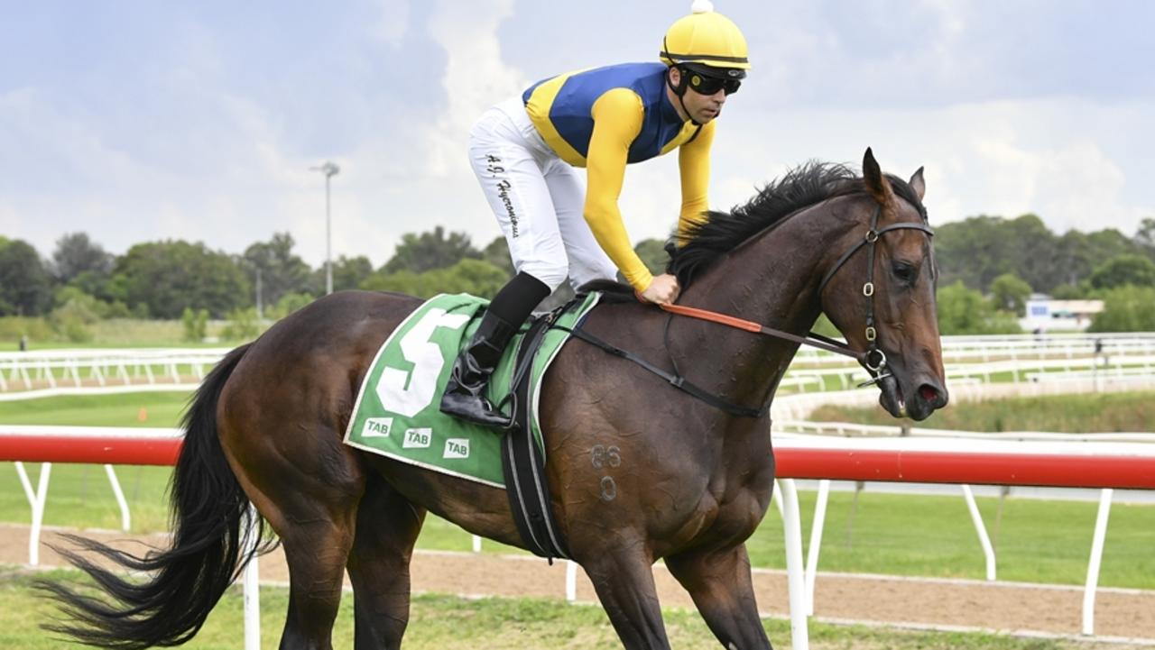 Wyong Turf Talk for Saturday: Punters to bow to Queen