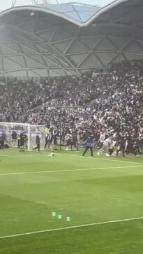 Chaos in A-League derby in Melbourne