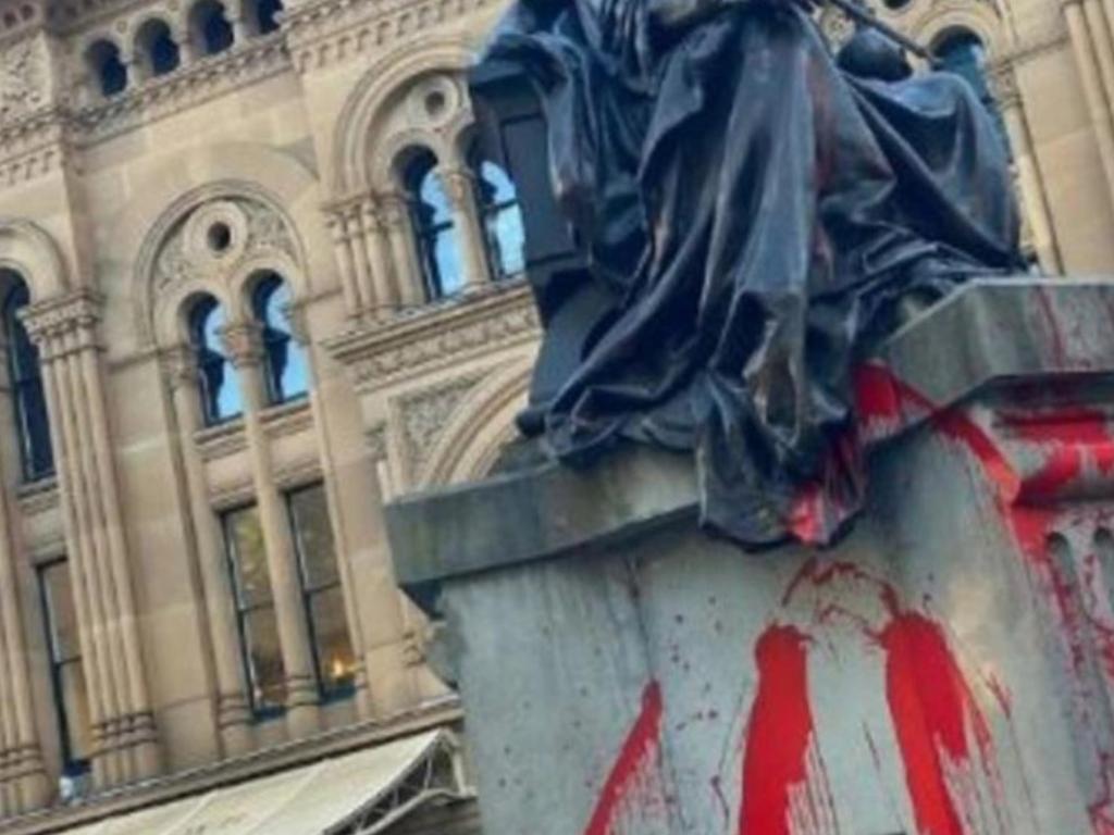 Red paint was thrown at the statue. Picture: 2GB.