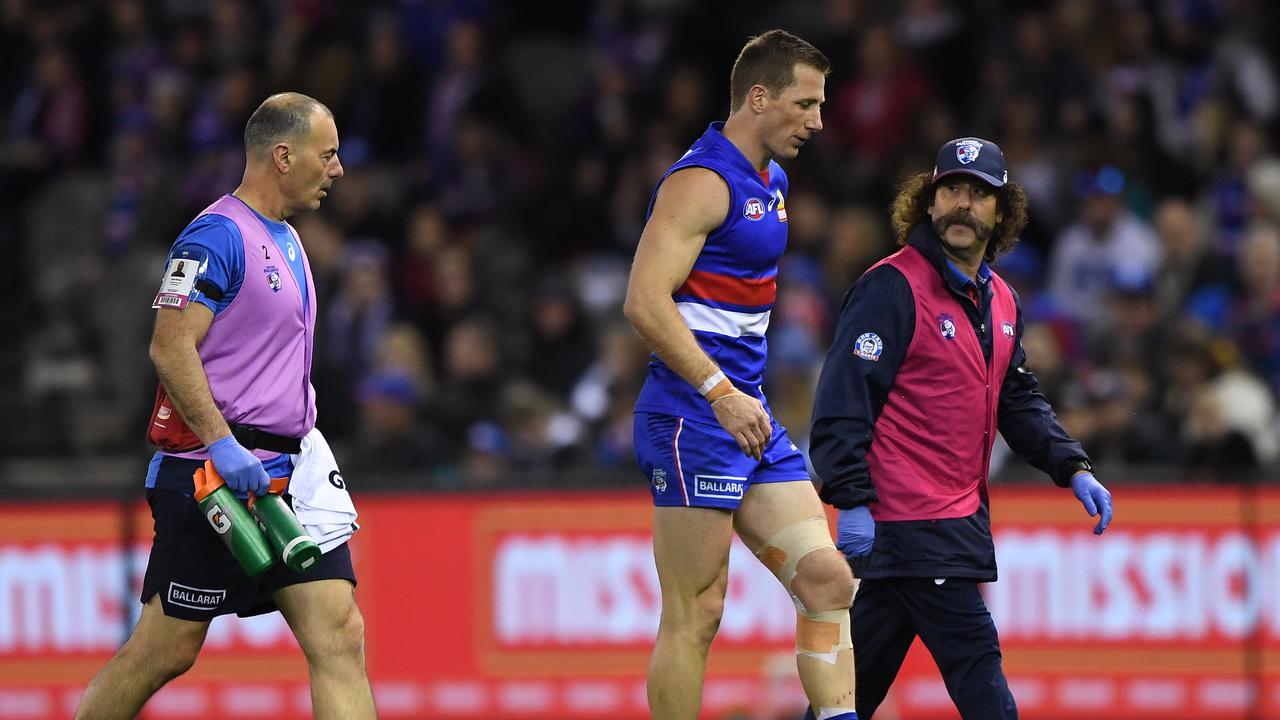 Dale Morris hobbles off Marvel Stadium.