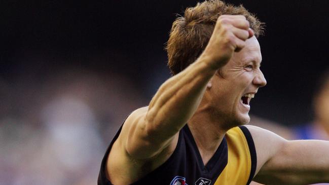 Richmond v Western Bulldogs. Telstra Dome. The siren went and Nathan Brown thought they had won it. But he soon realised it was a draw. Pic 1 of 4.