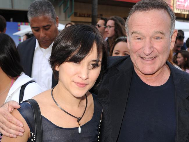 HOLLYWOOD, CA - NOVEMBER 13: Actress Zelda Williams (L) and actor Robin Williams attend the Premiere of Warner Bros. Pictures' "Happy Feet Two" at Grauman's Chinese Theatre on November 13, 2011 in Hollywood, California. (Photo by Kevin Winter/Getty Images)