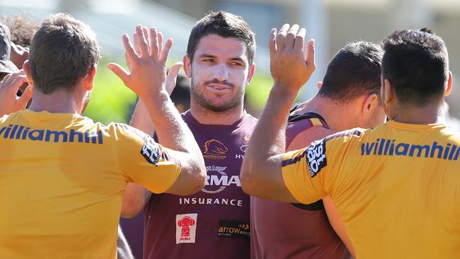 The Titans fancy their chances of signing Gillett, who wants to stay in Queensland.