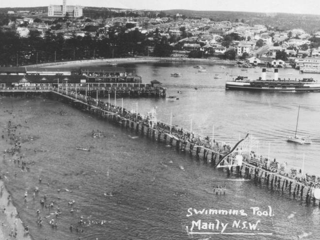 The harbour pool at Manly in the 1930s