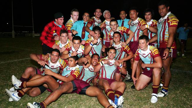 Keebra Park defeats Palm Beach Currumbin in the 2009 final of the South East Queensland Schoolboy's Cup rugby league championship. Photo of the winning team, Keebra Park.