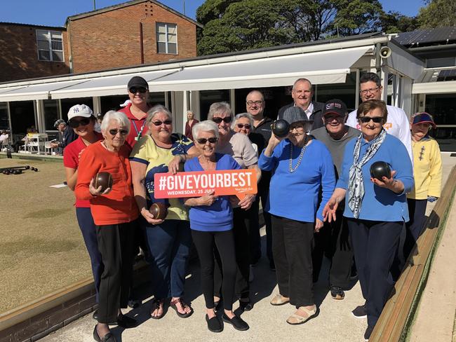 Bowlers at Randwick Bowling Club for DoSomething Day 2108.