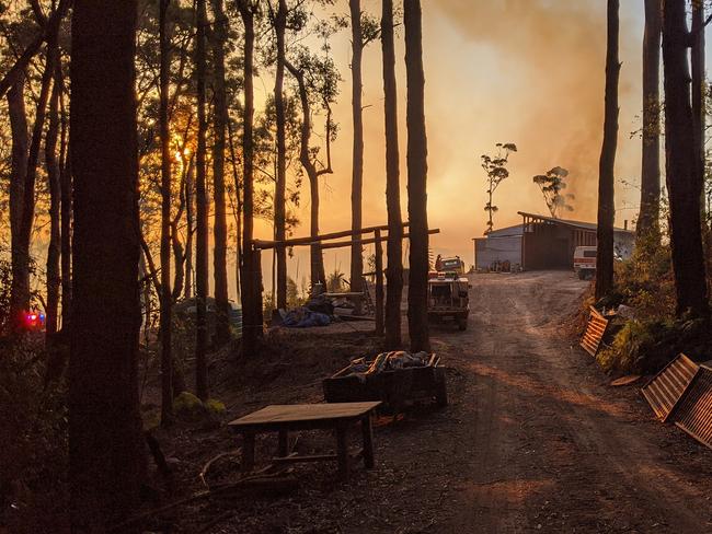 Hinterland fire. Mudgeeraba Rural Fire Brigade