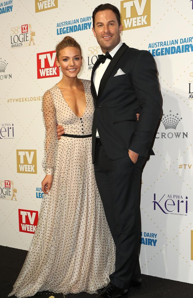 Sam Frost and Sasha Mielczarek arrive at the 58th Annual Logie Awards at Crown Palladium on May 8, 2016 in Melbourne, Australia. Picture: Robert Cianflone/Getty Images